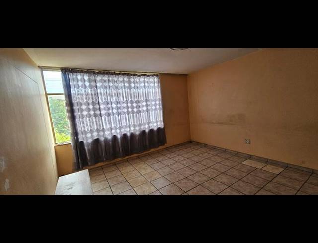 2 BEDROOM APARTMENT FOR SALE IN PROCLAMATION HILL